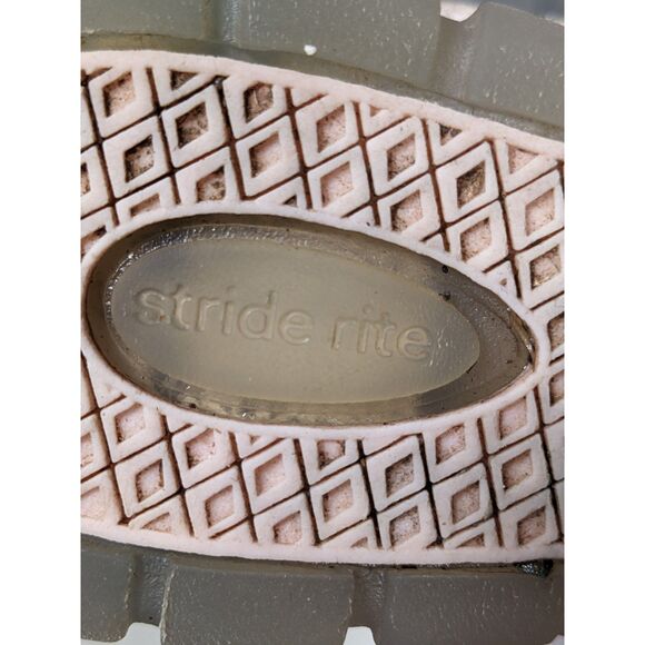 Stride Rite Kid's Unisex-Child Made2play Levee Running Shoe Size US 9.5W - Picture 3 of 8